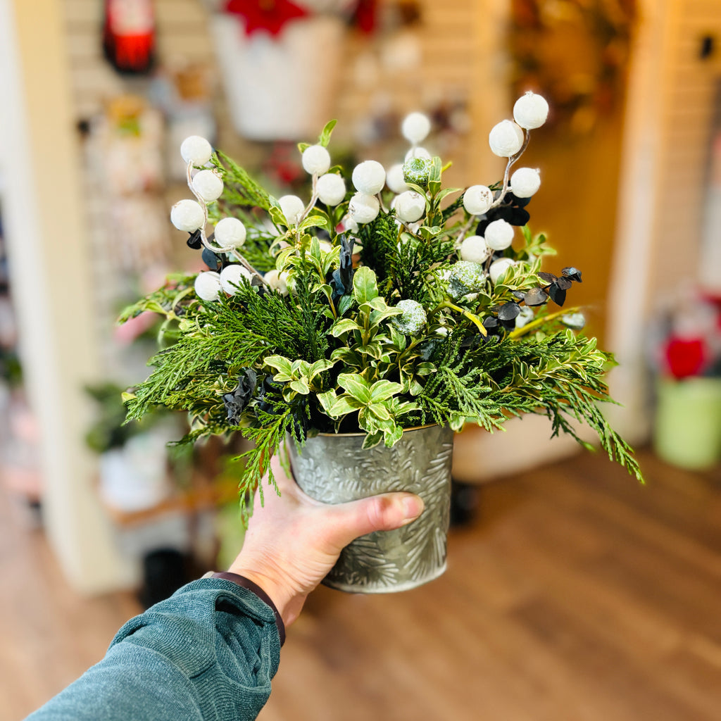 Design Your Own Holdiay Centerpiece Dec. 20Th @ 4Pm