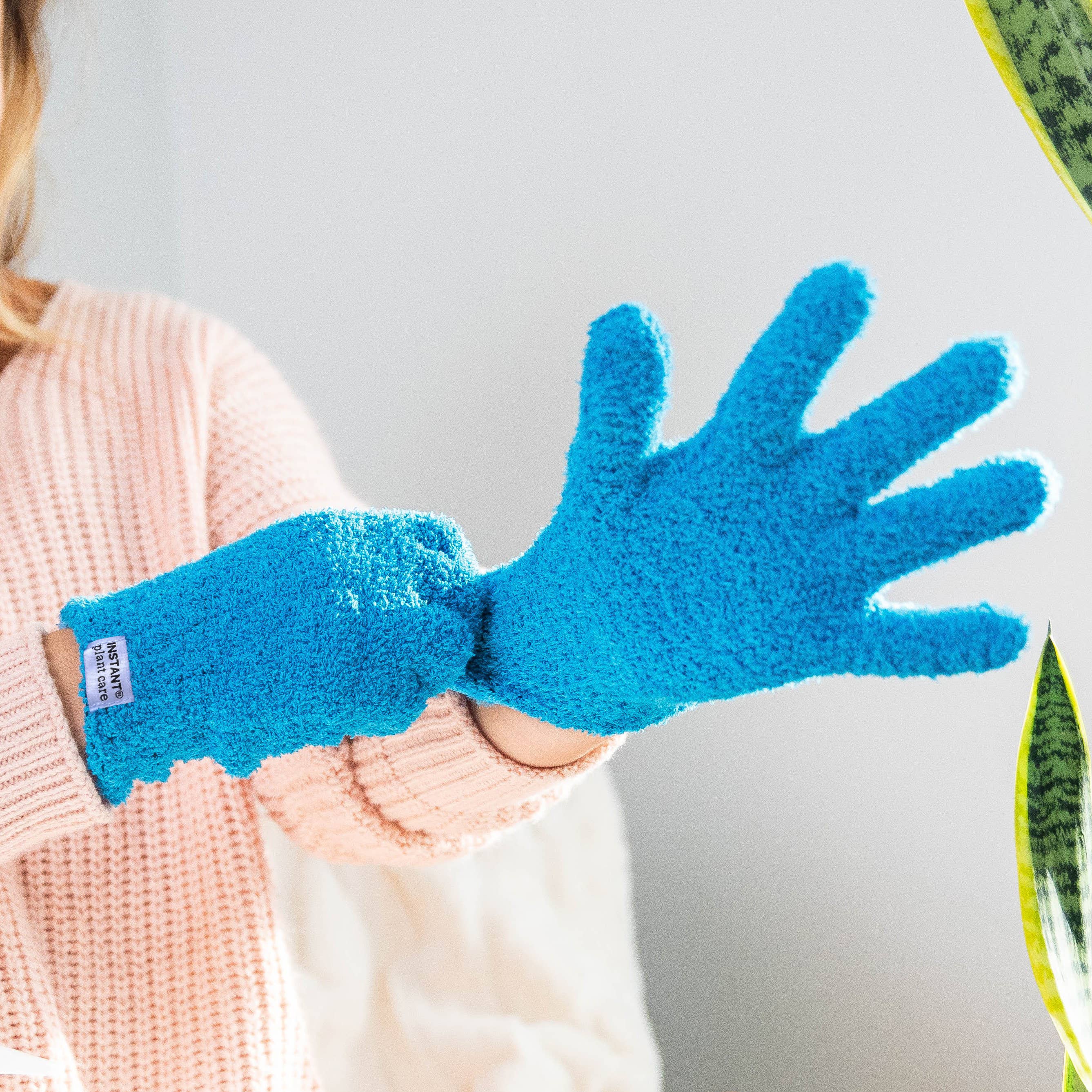 Micro-Fiber Gloves For Cleaning Houseplants + Indoor Gardens