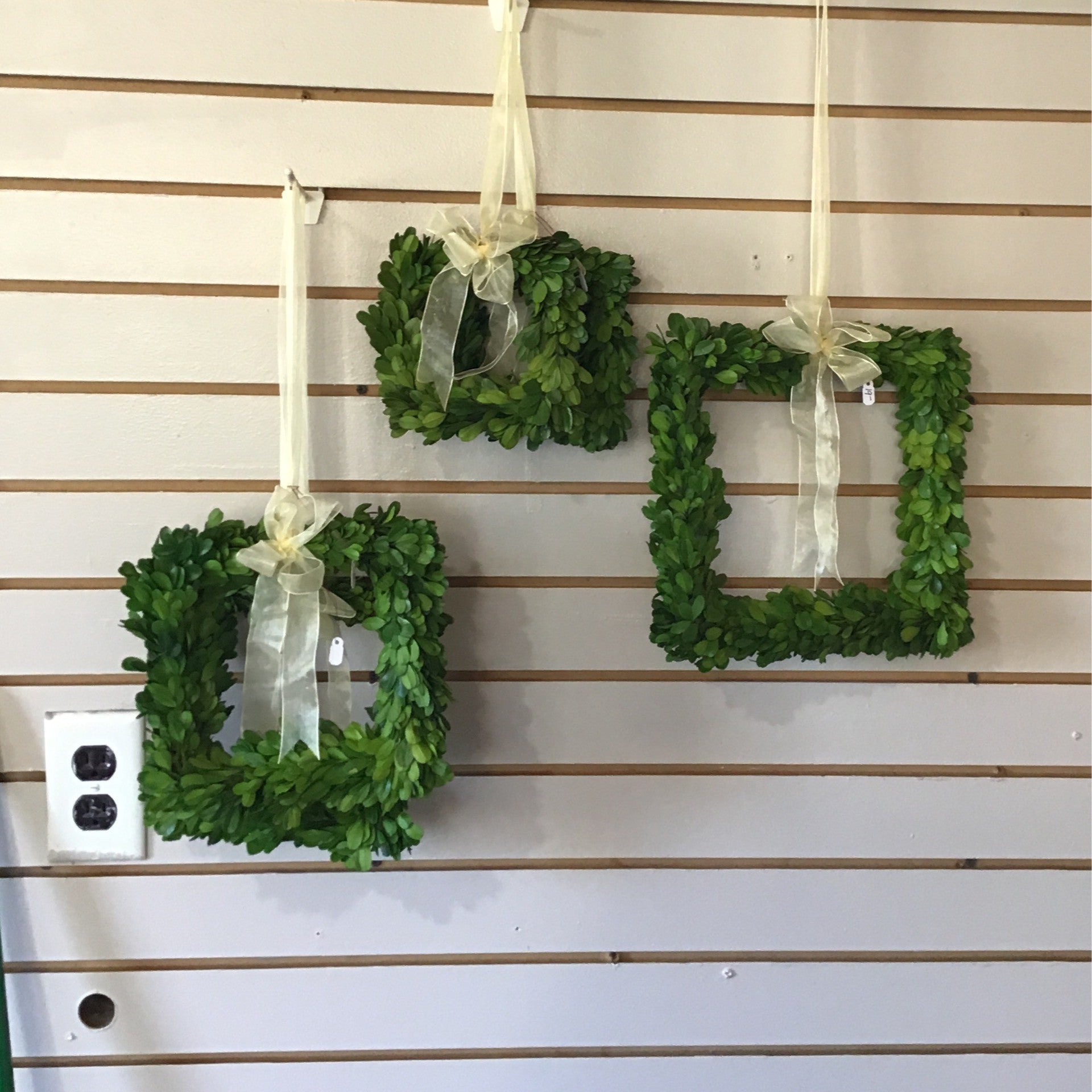 Boxwood Wreath, Square