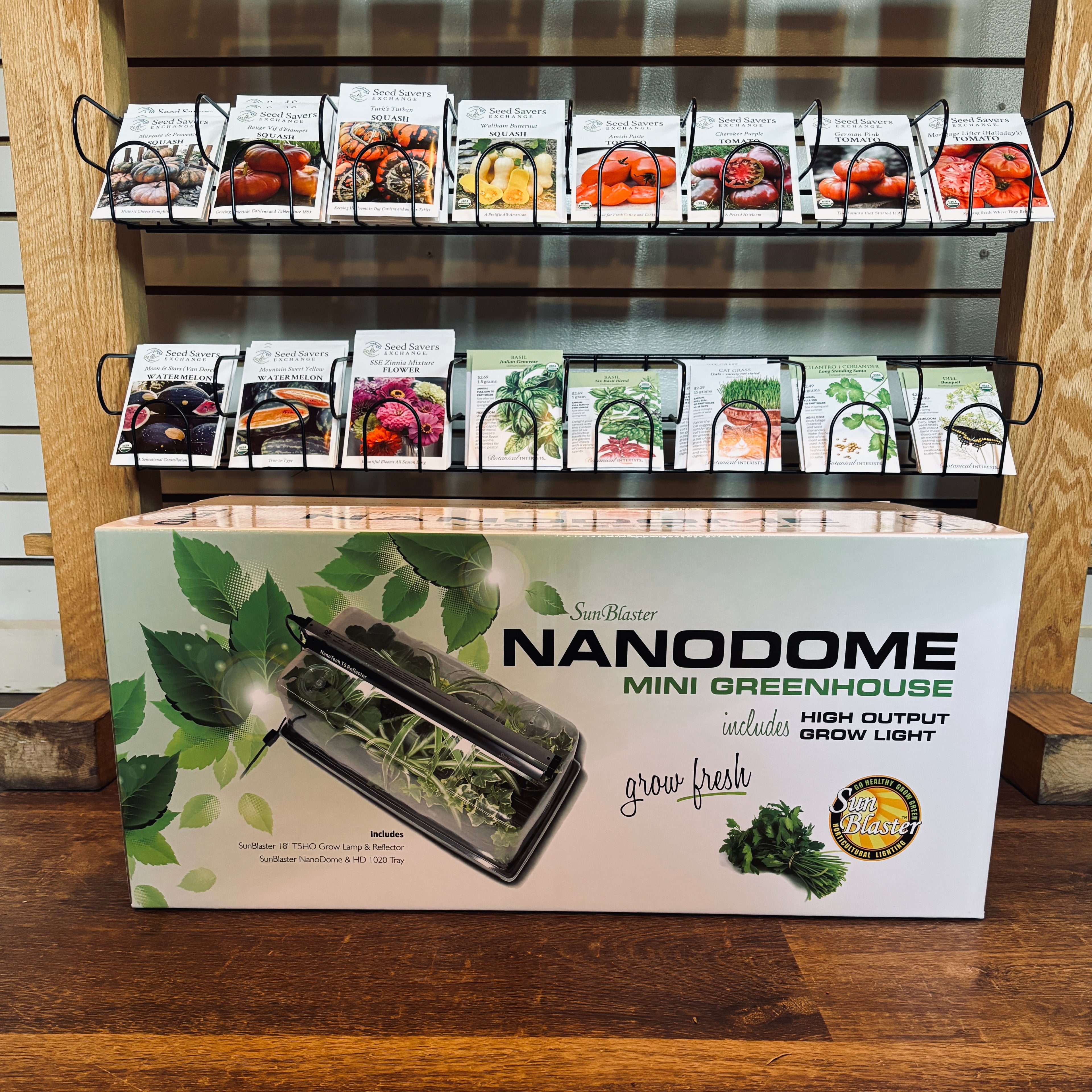 Sunblaster Mini Greenhouse Kit
